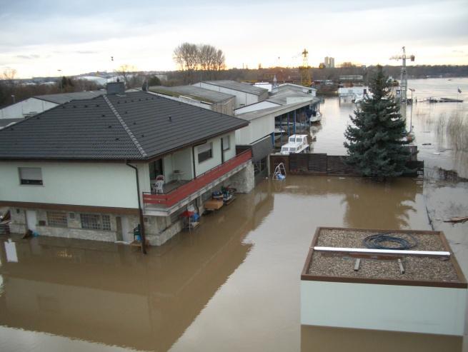Die Schwerpunkte der Hochwasserentwicklung lagen in den Mittelgebirgsregionen Rhön, Vogelsberg und Rothaargebirge. Am 12