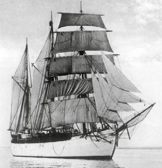 Offizieren von Handelsschiffen angewiesen. Das änderte sich erst, als mit der Gauss im Jahre 1901 ein Forschungsschiff mit Geräten der Seewarte auf Fahrt ging.