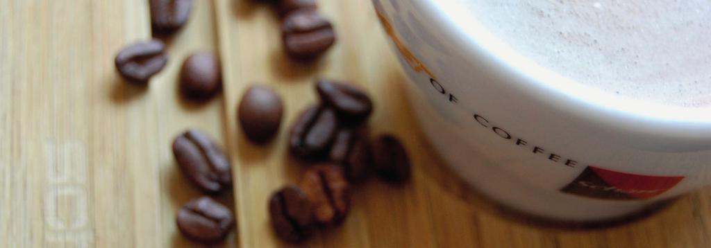 Kaffeespezialitäten Espresso klein 2,40 Espresso groß 3,80 Espresso Macchiato klein G 2,40 Espresso Macchiato groß G 3,80 Verlängerter Braun G Verlängerter Schwarz 2,90 Kleiner Brauner G 2,40 Großer