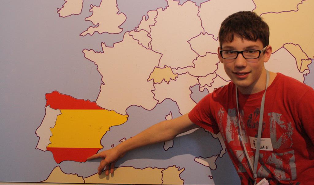 Programm der Europäischen Union erfahren. Einige SchülerInnen haben bereits selbst mit dem Programm Erfahrungen gesammelt und eine Partnerschule in Spanien besucht. Ländern zu schließen.