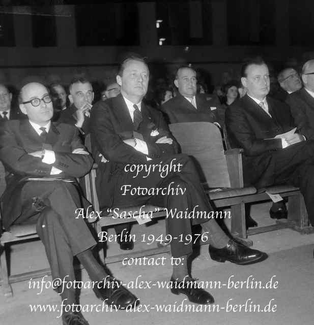 1961 als Geschäftsführer des Axel-Springer-Verlags und Generalbevollmächtigter des Ullstein-Verlags (13)B0776-B0827/B0798/16