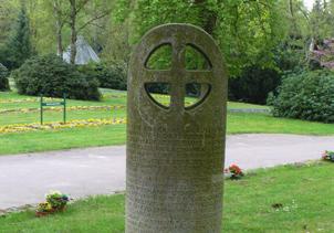 Der Urnenhain Gemeinschaftsgrabanlage Belegung Pro Grabstätte gibt es Platz für eine Urne.