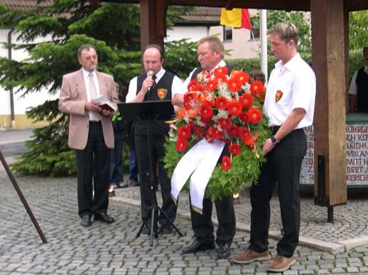 Aus den Vereinen 25 Jahre DJK SC Oesdorf Jubiläumsfeier vom 14. 18. Juli 2004 Vom 14. 18. Juli 2004 feierte die DJK Oesdorf ihr 25- jähriges Jubiläum.