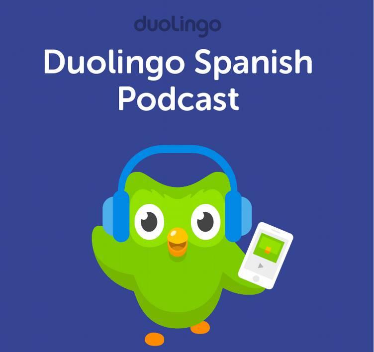 DUOLINGO STELLT ZWEISPRACHIGEN PODCAST VOR Duolingo hat einen spanischen Podcast für Englisch sprechende Personen ins Leben gerufen, die Spanisch lernen.