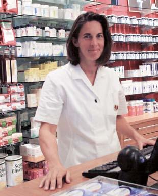 Claudia Hartl, Apothekerin Vom Acerola Extrakt über Vitamin D, Katzenkralle und Pau Pereira Rinde bis Zink sind immunstärkende Effekte beschrieben.