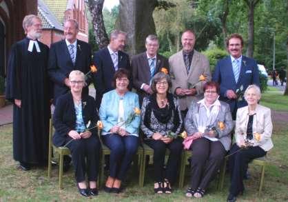 Goldene Konfirmation Aus unserer Kirchengemeinde 1965 wurden 32 Konfirmanden von Pastor Bernhard Bruns in unserer Kirche konfirmiert.