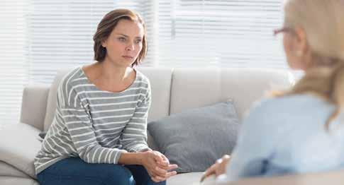 SOZIOTHERAPIE IM ÜBERBLICK Mit einer Soziotherapie werden psychisch schwer kranke Patienten dabei unterstützt, allein zum Arzt oder Psychotherapeuten zu gehen, sich behandeln zu lassen und verordnete