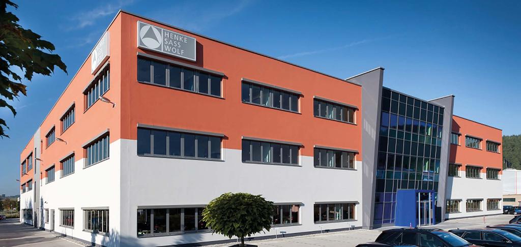 Prüfmittelmanagement im Medizintechnikbereich Einführung von PRIMAS bei der Henke-Sass, Wolf GmbH Prüfmittelmanagement im Medizintechnikbereich Die Henke-Sass, Wolf GmbH wurde 1921 gegründet und ist