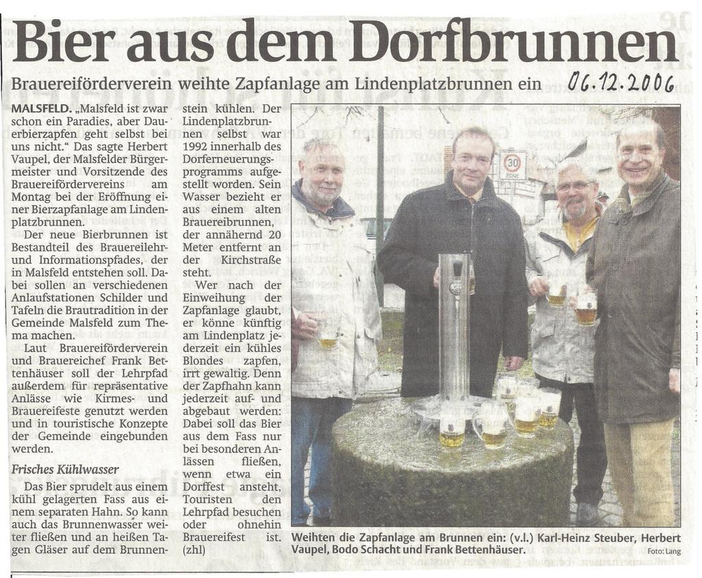 Bier aus dem Dorfbrunnen Brauereiförderverein weihte Zapfanlage am Lindenplatzbrunnen ein (Jt.12.10Dr, MALSFELD..Malsfeld ist zwar schon ein Paradies, aber Dau-.