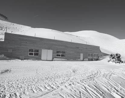 Od tejto zimnej sezóny tak možno pomocou 120 zasnežovacích zariadení TechnoAlpin kompletne zasnežiť zjazdovky v tomto, hranice presahujúcom areáli zimných športov, za maximálne 70 hodín.