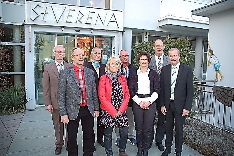 Die Vorstandsmitglieder Ina-Maria Thum-Jeckl, Sylvia Anderlik, Dr. Dagmar Ciolek, Richard Maisch, Bernhard Weißer und Udo Gnädig wurden im Amt bestätigt.