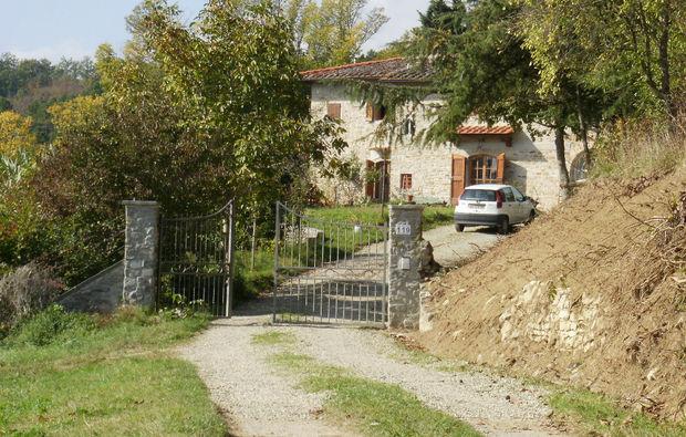 Selbstversorgung bis 20 Personen Rund 25 km nördlich von Florenz liegt das Mugello-Tal.