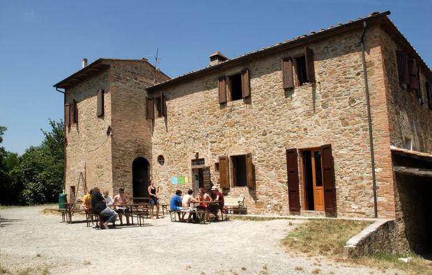 Selbstversorgung 32-36 Personen Die Casa Figline liegt im Herzen der klassischen Toskana bei dem kleinen