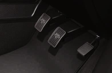 Audi A3 Sportback* Fahrschulfahrzeug 1 2 1 Bedienleiste In allen Audi Fahrschulfahrzeugen sind die Ein- und Ausschalter für den