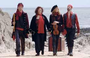 Die preisgekrönten englischen Haudegen des Ensembles RED PRIEST lassen zum Einstandscocktail in der Gouverneursvilla noch einmal die barocke Piraterie musikalisch auferstehen.