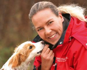 Lars Weidemann, Anwalt für Tierschutzrecht www.rae-swl.de Sonja Meiburg ist seit vielen Jahren Hundetrainerin. Seit 2006 gibt sie ihr Wissen in ihrer eigenen Hundeschule www.