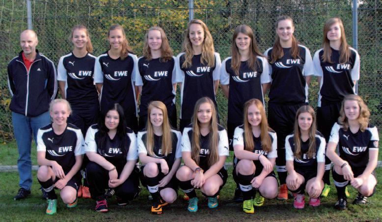 B Juniorinnen Bezirksmeister 11er Feld Zur Saison 2013/14 starteten wir in unsere erste Saison auf dem 11er Feld in die Bezirksliga.