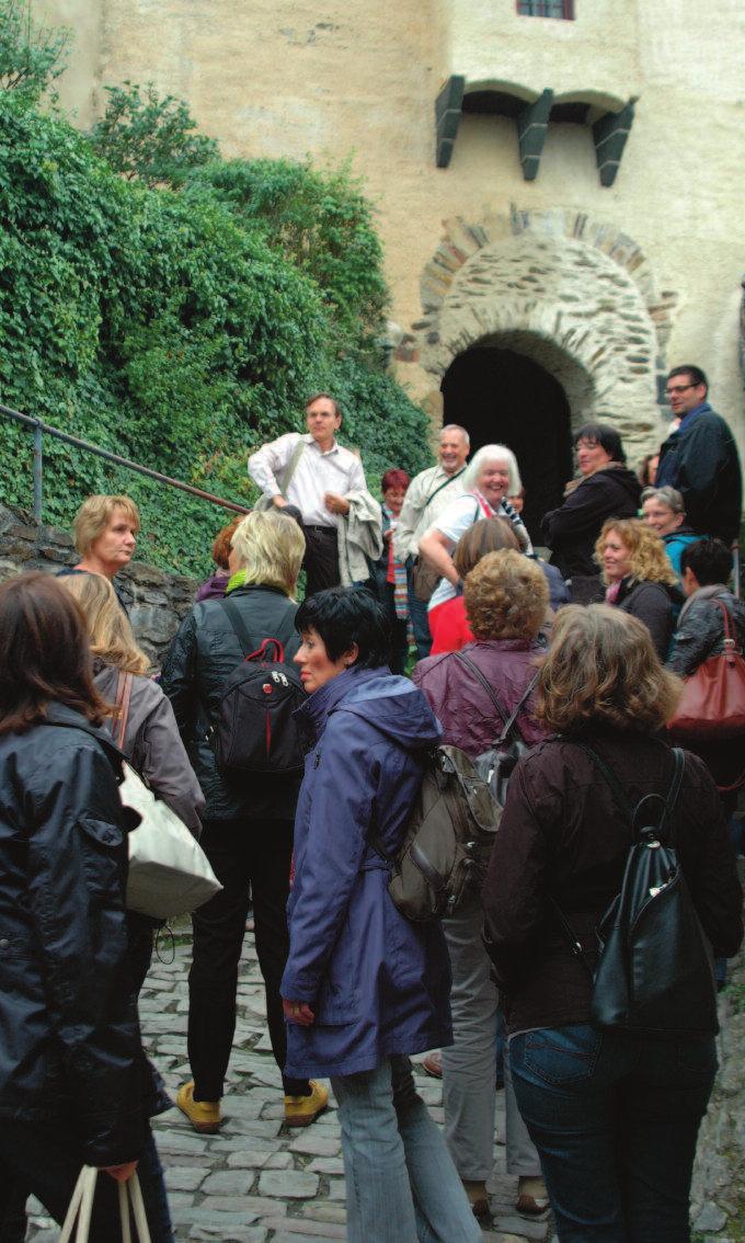 die Landschaft des Weltkulturerbes Mittelrhein nicht öfter auch ganz privat einmal gönnt. Im Rahmen der Visitation besuchte uns eine Gruppe der Kirchengemeinde Braubach.