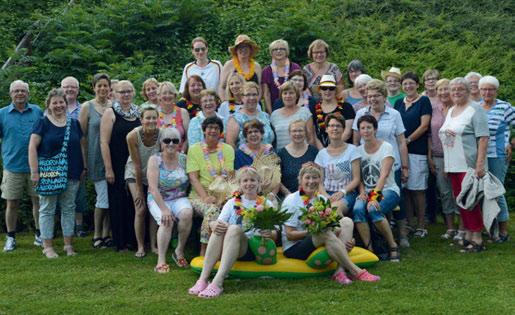 Reha-Sportgruppe Preußisch Oldendorf unterwegs Studienreise in das Allgäu vom 6. bis 10. Juni 2016 Mit einem Reisebus der Fa. Thieker ging es zunächst in die mittelfränkische Kleinstadt Rothenburg o.