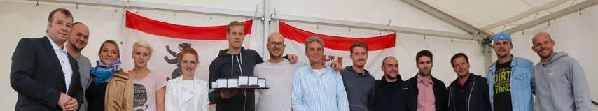 09-2015 HSC UNTERWEGS / NACHRUF 33 Sportler-Ehrung Berliner Meister 2015 von Alexander Bentsch Ich fühle mich natürlich geehrt mit dieser tollen Mannschaft ausgezeichnet zu werden, obwohl ich