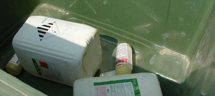 Verunreinigung aus Punktquellen Reste & Abfall Entsorgung der Behälter Folgen Sie den Empfehlungen auf dem Produktetikett bzw. die behördlichen Anweisungen für das Entsorgungsverfahren.