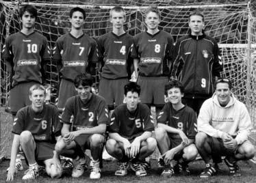 Das Team spielte in der Saison 2003/2004 eine gute Rolle in der Hamburger 2. Liga. Hier überzeugte die Mannschaft mit viel Kampfgeist, aber auch mit Spielwitz.
