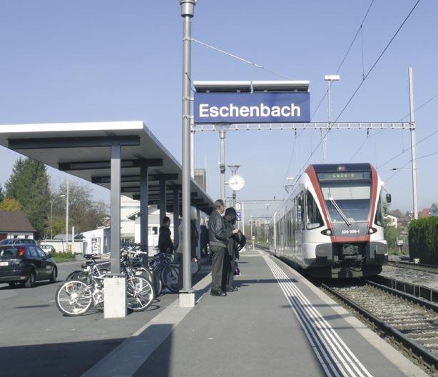9L E I T B I L D V E R K E H R U N D S I C H E R H E I T E S C H E N B A C H Eschenbach ist im öffentlichen Verkehr optimal eingebunden.