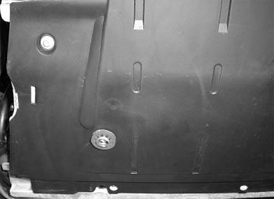 Automatikgetriebe - Bohrung Ø 4mm () in Unterfahrschutz bohren -