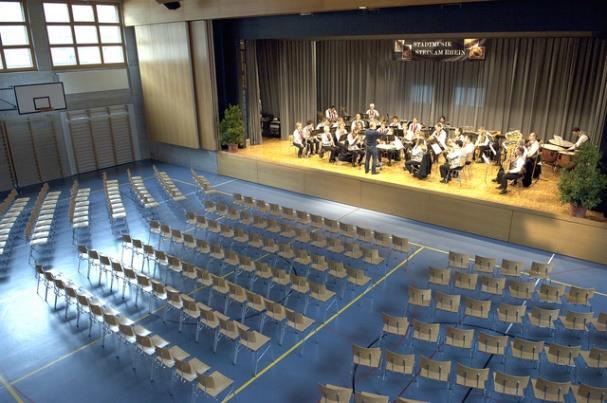 Infrastruktur Konzertlokal 1 / Vorprobelokal 1: Die Mehrzweckhalle Schanz ist hervorragend geeignet als Konzertlokal.