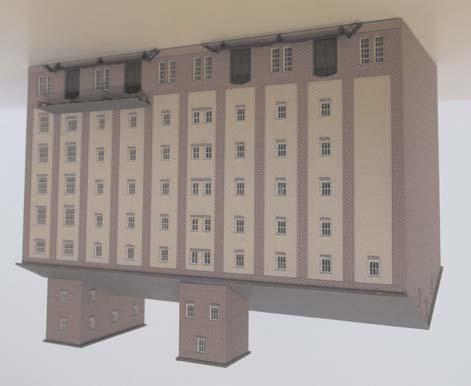 H1301 Preis 49,- EUR Maschinenhalle - typische Maschinen- oder Fabrikhalle - realistische Ziegelfassade in dunkelroter oder