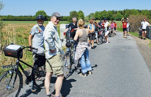 Fahrradtour auf Europas längstem Obstgehölzeweg 22 ER+SIE Sportler trafen sich am Berner Bahnhof.