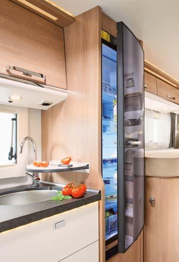 Küchenwelten Integriert / Teilintegriert die Seitenküche platzsparend für kurze fahrzeuglängen