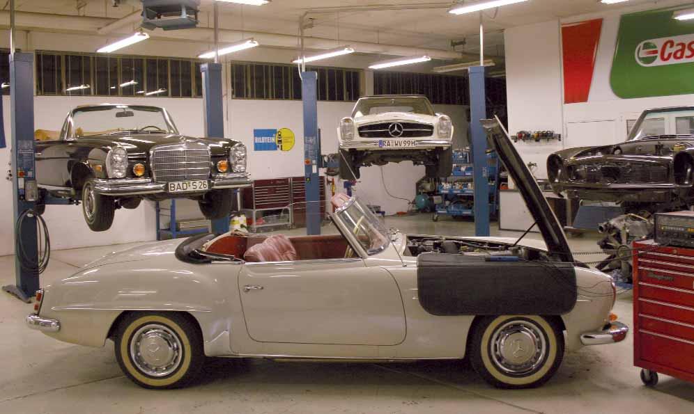 HISTORY PR-Anzeige CLASSIC MERCEDES SERVICE in Vorfreude auf 50 Jahre Pagode 1963 debütiert der Mercedes-Benz SL 230 auf dem Genfer Automobilsalon und sorgt umgehend für Furore.