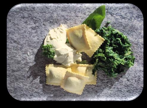 Vegan - Spinat - Ravioli Spinat, Tofu, Knoblauch, Gewürze. ca. 15 g (viereckig) 3 kg (4 x 750 g) Art. Nr.