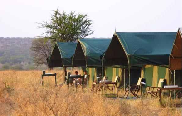 Permanent Tentcamp erreichen. Wir sind unterwegs auf Safari in der Serengeti.