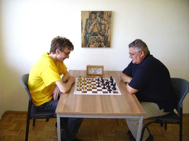 SV Motor Wolgast, Abteilung Schach 5 Hier nun zwei glänzende Angriffspartien von G. Windjäger während der DEM: Gerd Windjäger 1535 (Wolgast) Sebastian Ludwig 1993 (Wolfbusch) 1.Runde 1.d4, Sf6 2.