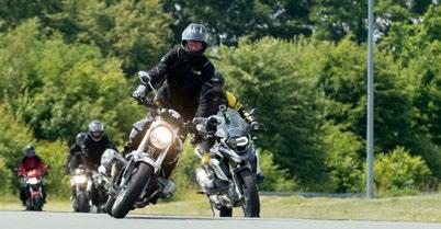 4 Motorrad-Aufbau-Training 5 Motorrad-5h-Training Fahrer-Anforderung Sicheres Handling für