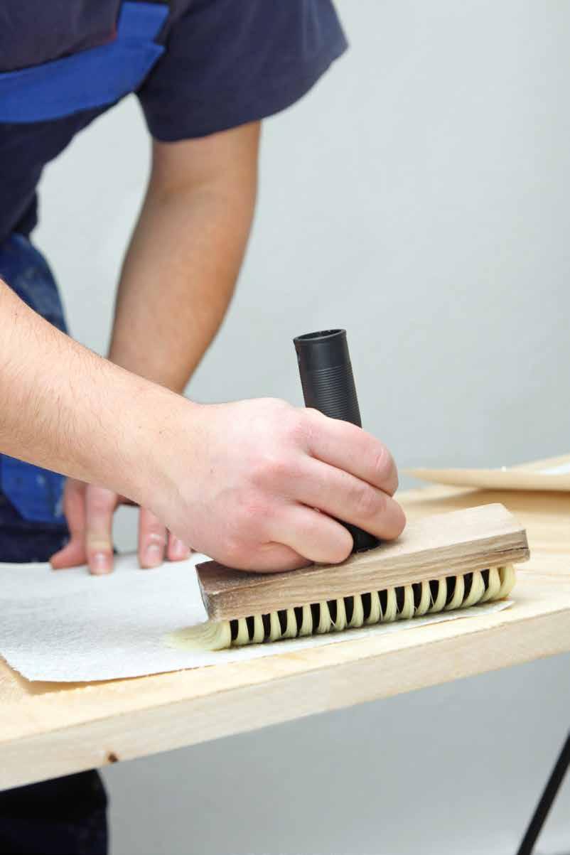 Tapezieren und Streichen Abschlussarbeiten Holz Metall Tapezieren Streichen Baustelle reinigen Tapezierwischer