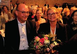 Ullrich Raupp: In der mit rund 200 Gästen voll besetzten Aula der Musikschule wurde der Chefarzt von SPZ, IFF und KJPP Ende November 2017 feierlich in den Ruhestand verabschiedet.