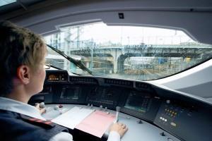 Tätigkeitsfelder MEV Gruppe nach Bereichen Train Operating Services Sicherheits-, und Ingenieurdienstleistungen Leit-, und Sicherungstechnik