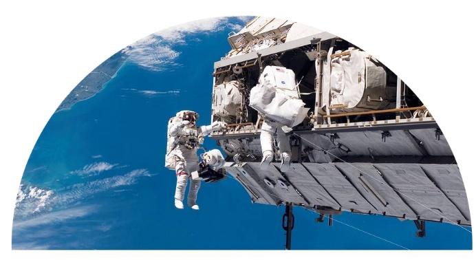 Blick auf die Erde von der ISS Kuppel aus: Gersts Lieblingsplatz NASA Internationale Raumstation: Das Tor zum Weltall Die Internationale Raumstation (englisch International Space Station, kurz ISS)