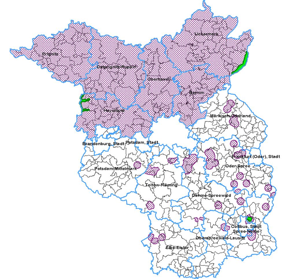 Karte mit Gebieten, in denen die risikoorientierte Aufstallung von Geflügel im Land Brandenburg angeordnet