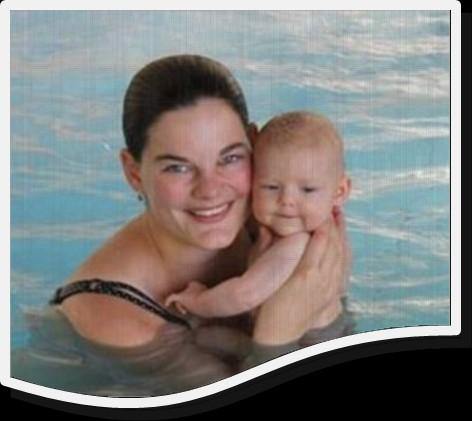 Babyschwimmen und Kleinkinderschwimmen Spiel, Spaß und Wassergewöhnung für Mütter