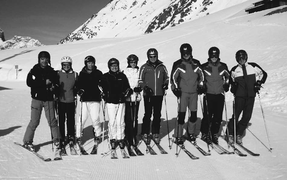 Clubzeitung Skiclub Oberegg 2010 Winterrückblick 2009/2010 kam auf der Corviglia und dem Corvatsch nochmals voll auf die Rechnung. So macht Skifahren Spass!