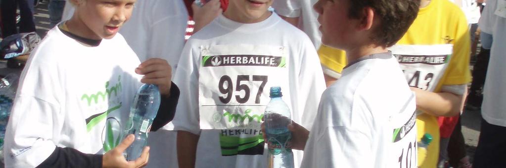 Antónia, Terézia a Ondrej. Deväťročný Jakub Dečo zabehol uvedenú trať v doprovode vedúceho krúžku Antona Ondera, aby neprepálil bežecké tempo.