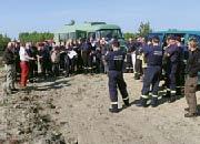 Einweisung der Feuerwehren an einem neuen Sicherheitsweg im NSG Königsbrücker Heide Gebietsentwicklung Trotz flächenhafter Munitionsbelastung besteht das anspruchsvolle Ziel, beide Naturschutzgebiete