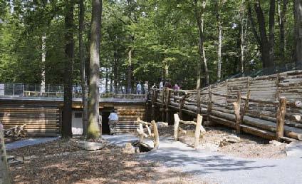 Die neue Wolfs-Großanlage des Wildgeheges Moritzburg wurde 2009 eingeweiht Pflanzaktion zur Waldwoche 2009 Unter dem Motto»Nachhaltigkeit ein Juwel mit vielen Facetten«fand am 23.