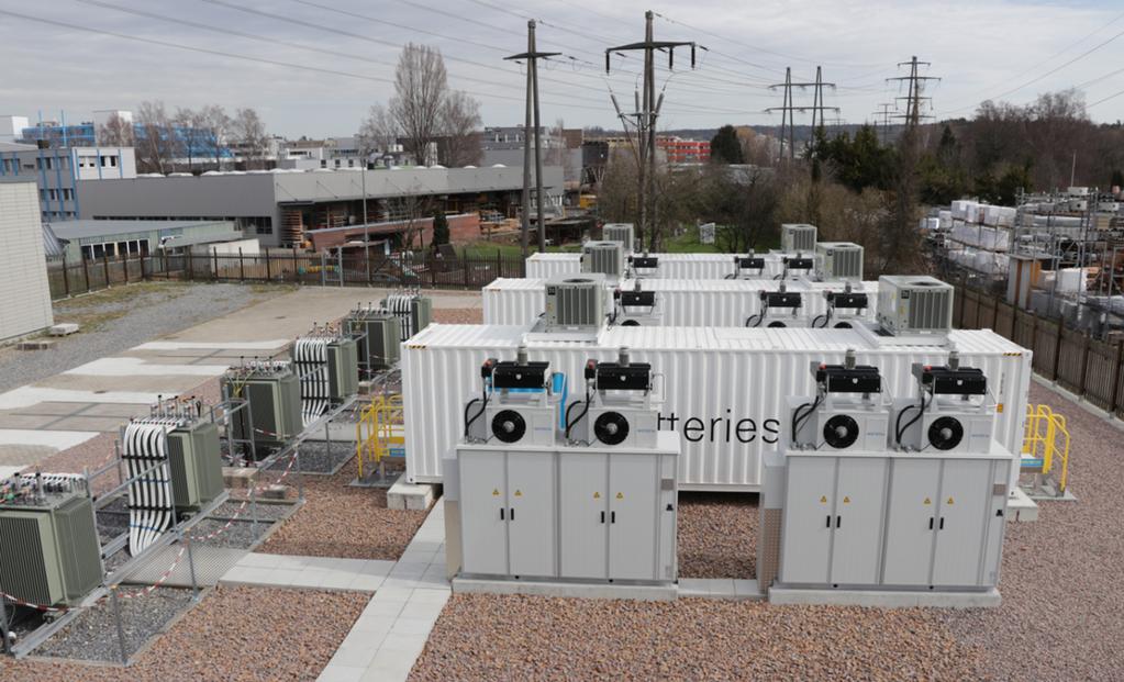 18 MW Speicher Inbetriebnahme 2018 Grösste Batterie der Schweiz 3 x