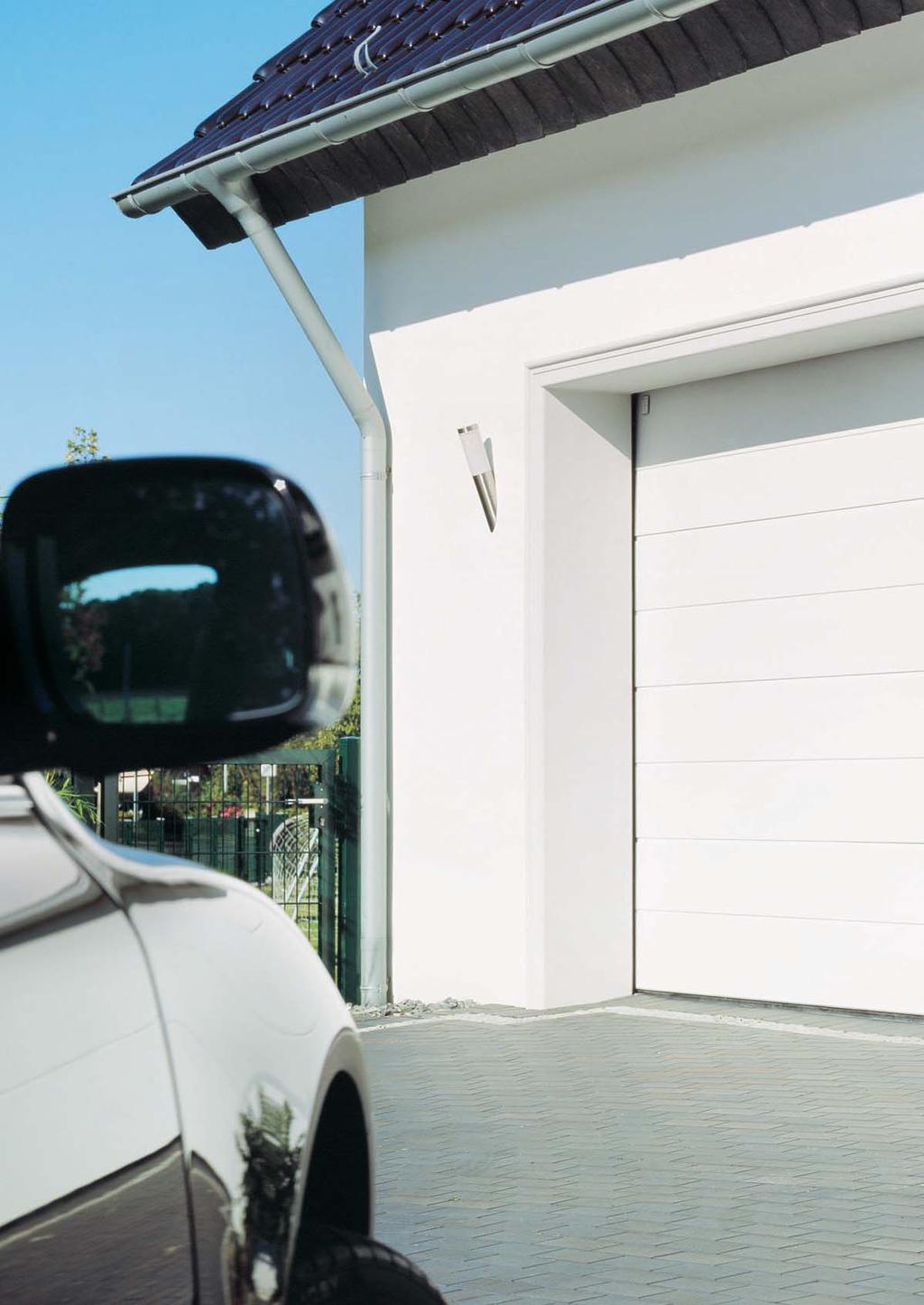 Garage Die CarTeck-Sectionaltore sind mit vielen Sicherheits-Technologien ausgestattet, die vom TÜV erfolgreich auf Einbruchhemmung geprüft wurden.