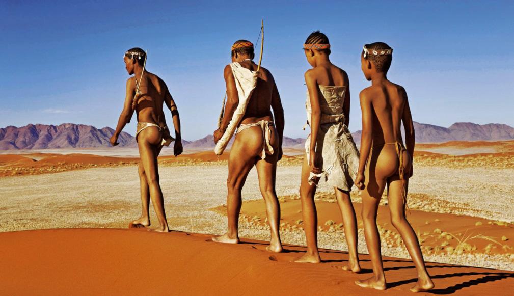 Bewegung im Alltag Buschleute in der Namibiawüste: Vom Körperbau her müsste der Homo sapiens